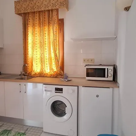 Alby House 2 Montecastillo アパート *